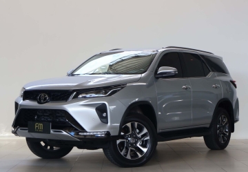 HILUX SW4