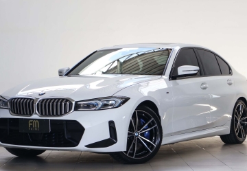 320i