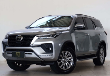 HILUX SW4