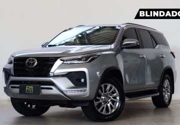 HILUX SW4