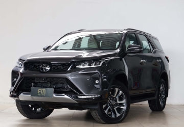 HILUX SW4
