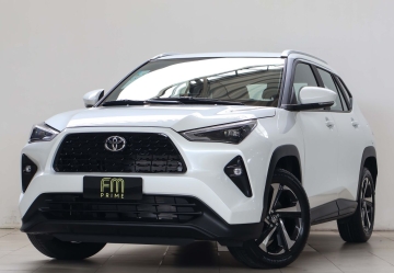 YARIS CROSS