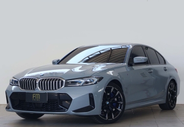 320i